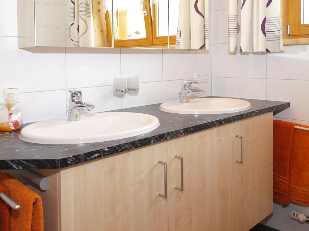 Ferienbauernhof Moosbrugger Apartment Schoppernau Phòng bức ảnh